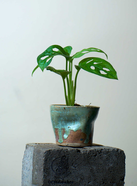 Ceramic pot 'squeeze' | 6cm | Stoneware clay